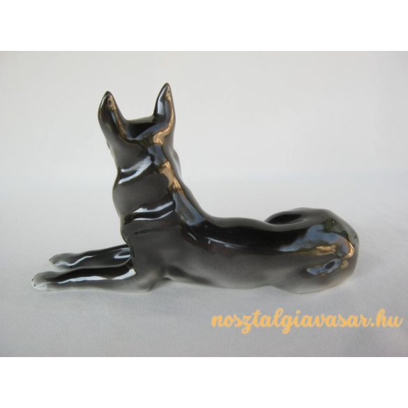 Kutya porcelán figura