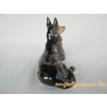 Kutya porcelán figura