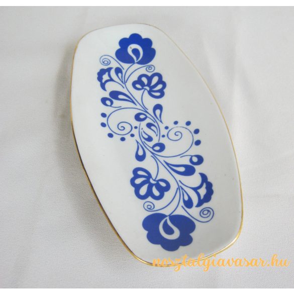 Népi motívumos porcelán tál