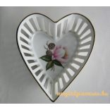 Szív alakú porcelán tálka