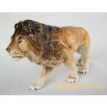 Oroszlán porcelán figura
