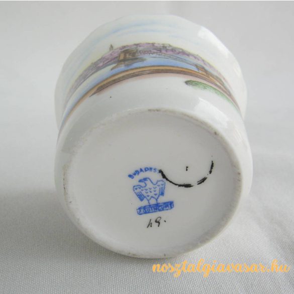 Budapesti emlék Aquincumi porcelán váza