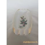 Aquincumi porcelán tálka magyalágakkal