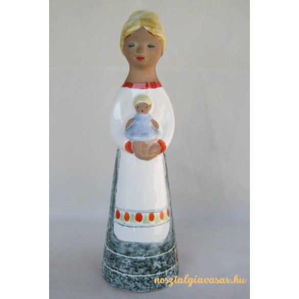 Lány  kerámia figura