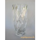 Üveg váza csavart mintával