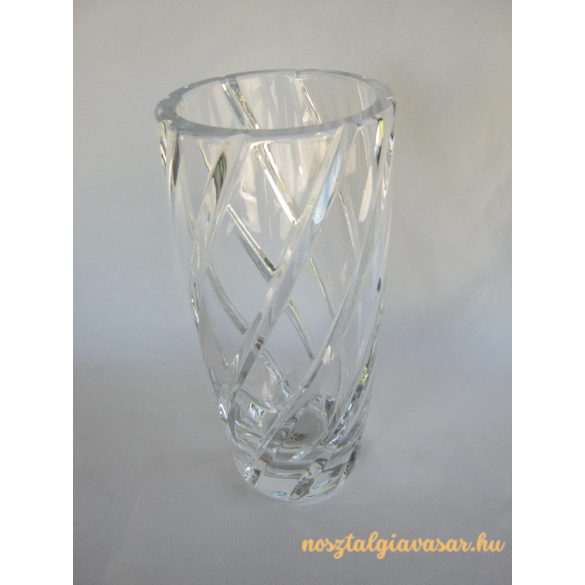 Üveg váza csavart mintával