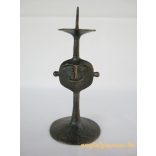 Figurális gyertyatartó