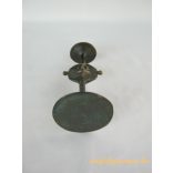 Figurális gyertyatartó