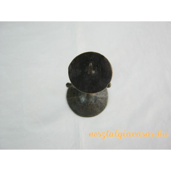 Figurális gyertyatartó