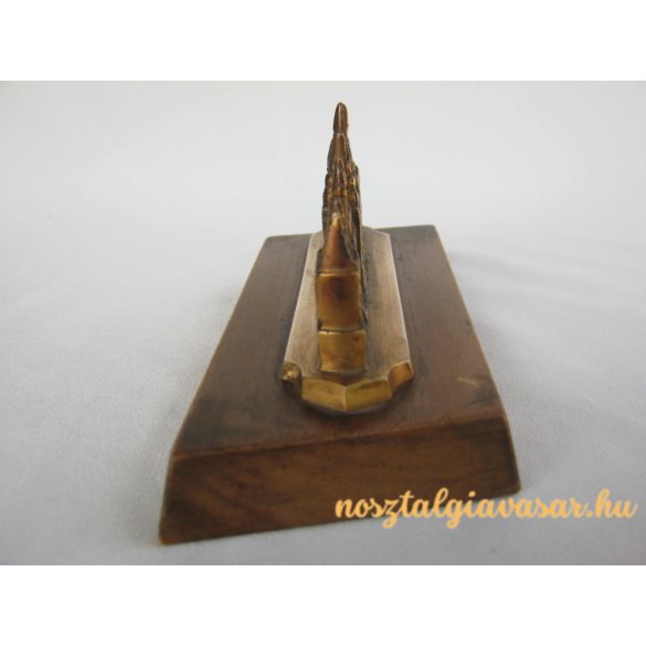 Parlament Országház réz dísztárgy