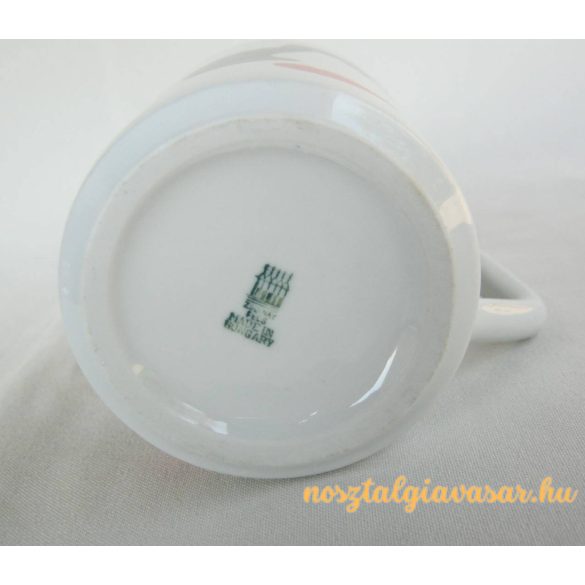 Zsolnay porcelán bögre