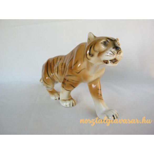 Royal Dux porcelán tigris