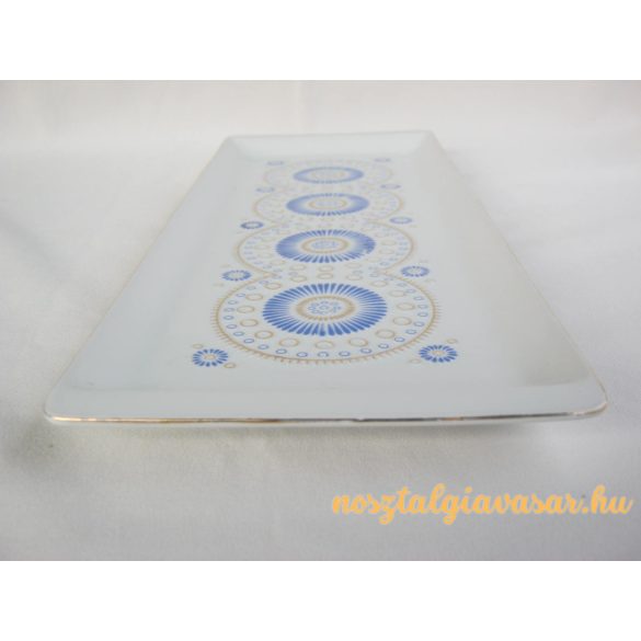 Kék mintás porcelán tál