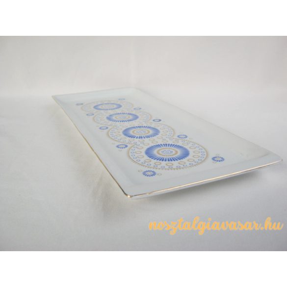 Kék mintás porcelán tál