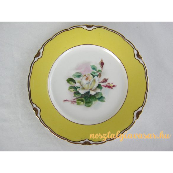 Aquincumi porcelán rózsás tányér