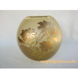 Üveg váza virágokkal