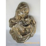 Anya gyermekével fém fali dísz