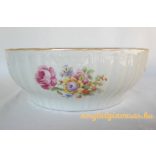 Virágos porcelán tál
