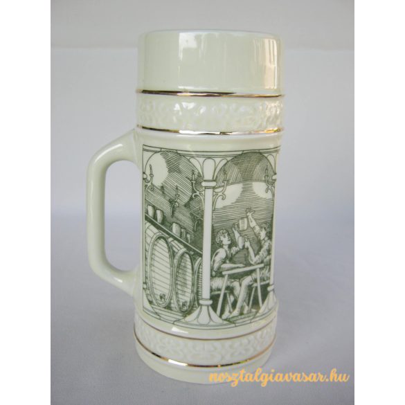 Hollóházi porcelán sörös korsó