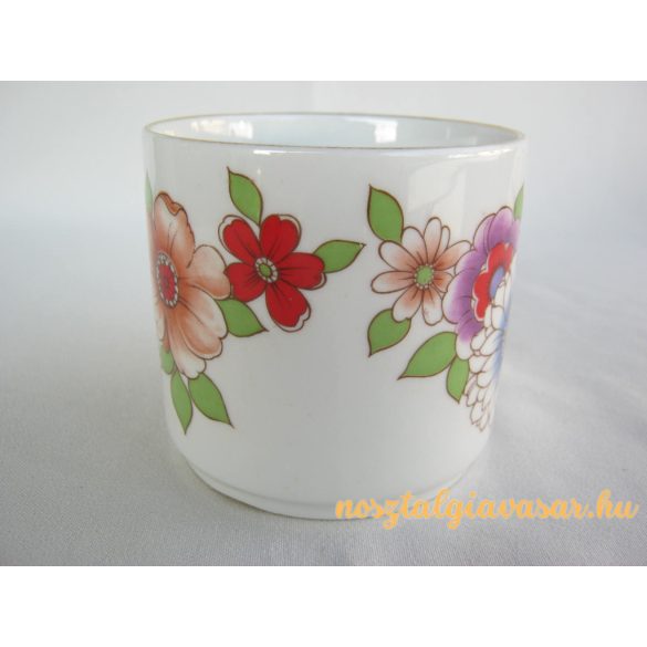 Virágos porcelán bögre