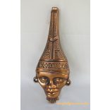 Maszk fém fali dísz