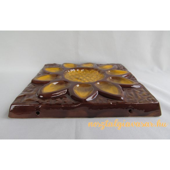 Virág kerámia fali dísz