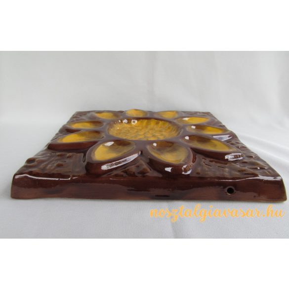 Virág kerámia fali dísz